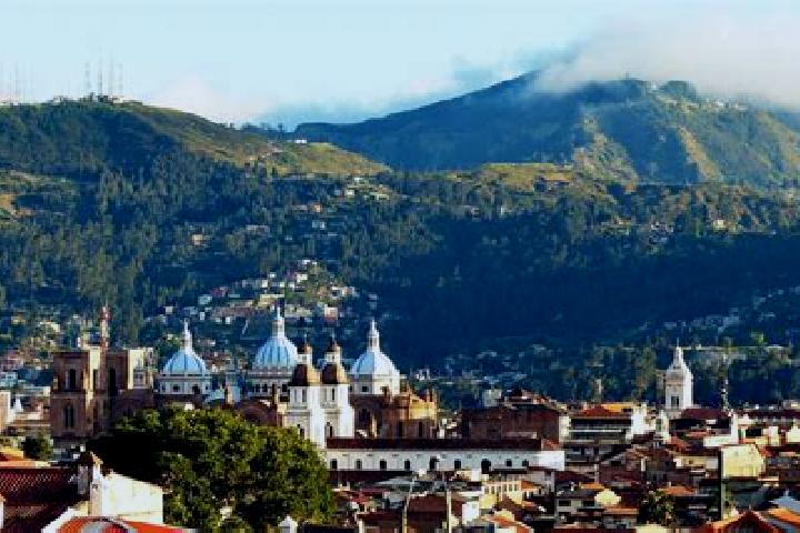 Penelope, 37 — Escort in Membrillal, Ecuador