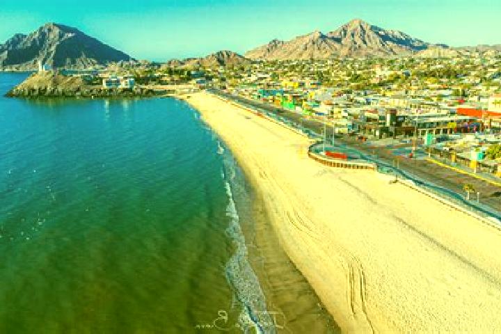 Penelope, 37 — Escort in San Felipe Zacatepec, Mexico