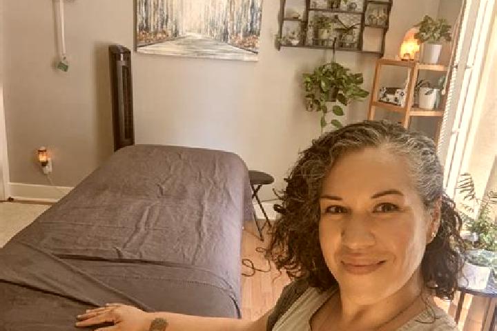 Penelope, 38, a auburn amber-eyed caribbean companion based in Dziecmorowice. Offering Erotic Massage, A-Level, Overnight. Available for incall and outcall, ...