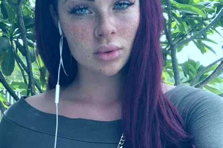 Penelope, 38, a auburn dark-eyed mixed companion based in Santa Elena Paliseca. Offering Domination, Striptease, GFE. Available for incall and outcall, overn...