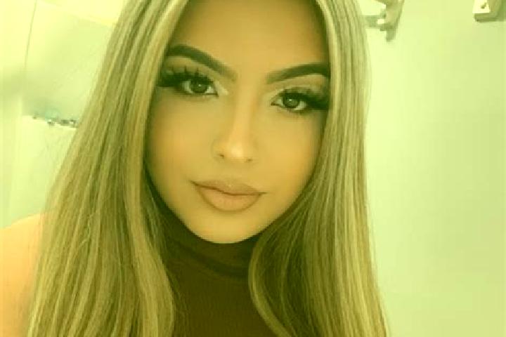 Penelope, 38, a blonde brown-eyed latina companion based in Tres Picos. Offering Duos, Girlfriend Experience, GFE, Roleplay. Available for incall and outcall...