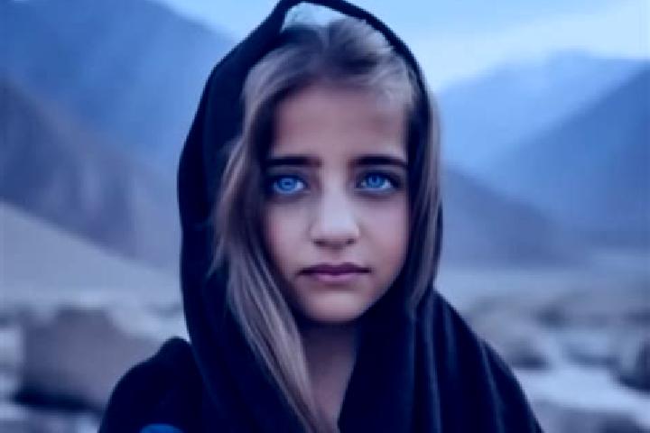 Penelope, 38, a blonde grey-eyed middle eastern companion based in Spicchio-Sovigliana. Offering Party Girl, GFE, Overnight, Duos, Striptease. Available for ...