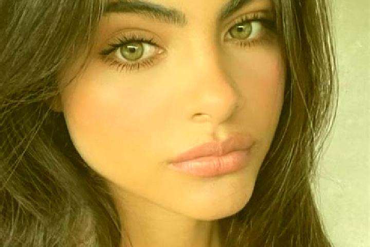 Penelope, 38, a brunette green-eyed middle eastern companion based in Newington. Offering Girlfriend Experience, Erotic Massage, Roleplay. Available for inca...