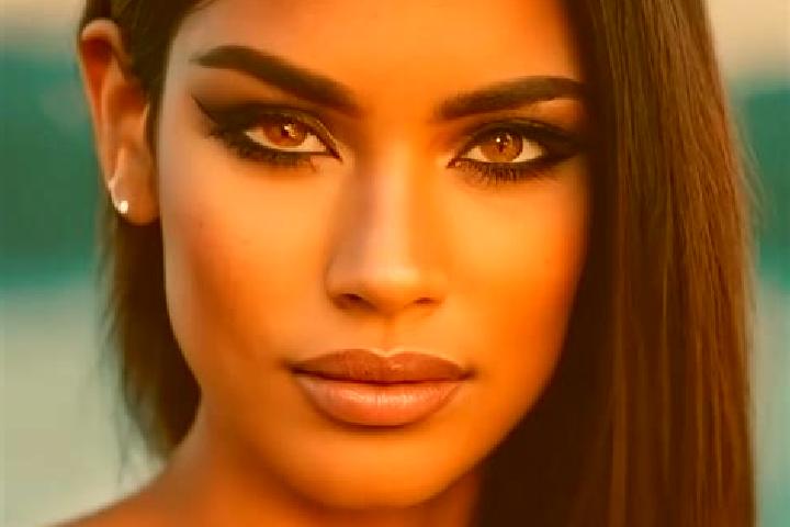 Penelope, 38, a dark blonde amber-eyed latina companion based in Horscheid. Offering Tantra, Party Girl, Roleplay, Girlfriend Experience, Travel Companion. A...