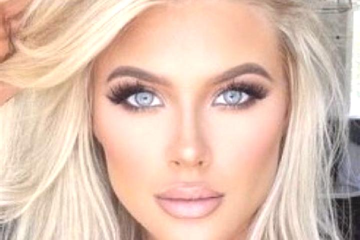 Penelope, 38, a platinum blonde green-eyed middle eastern companion based in Stutterheim. Offering Domination, Prostate Massage, Tantra, Girlfriend Experienc...