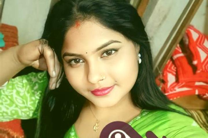 Penelope, 38 — Escort in Gobardanga, India