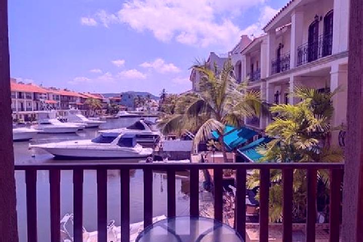 Penelope, 38 — Escort in Pueblo Viejo, Belize