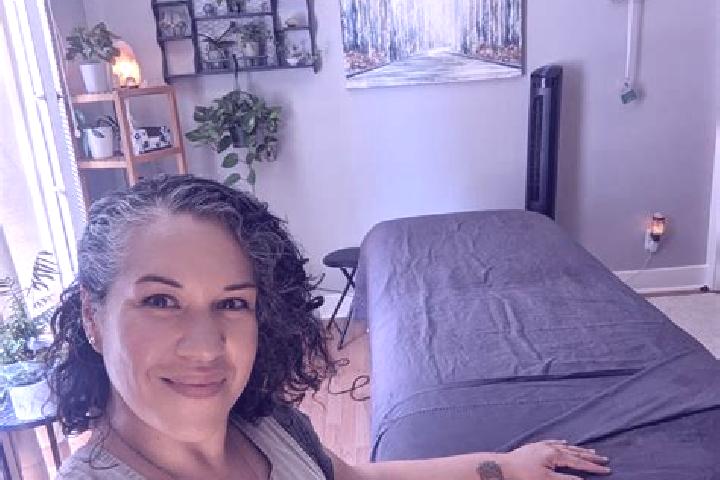 Penelope, 39, a auburn grey-eyed ebony companion based in Falconer. Offering Tantra, Erotic Massage, Fetish, A-Level. Available for incall and outcall, overn...