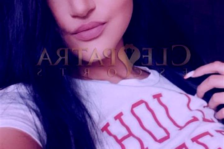 Penelope, 39, a black dark-eyed mixed companion based in Kaftar. Offering OWO, Tantra, GFE, Dinner Date, Party Girl. Available for incall and outcall, overni...