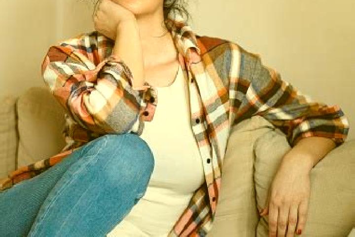 Penelope, 39, a brunette blue-eyed middle eastern companion based in Brenna. Offering Dinner Date, CIM, Travel Companion, Fetish, Couples. Available for inca...