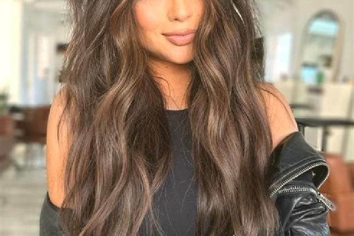 Penelope, 39, a brunette dark-eyed caucasian companion based in Dolod. Offering Tantra, GFE, Girlfriend Experience, 69, Massage. Available for incall and out...
