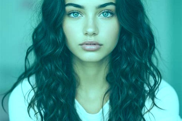 Penelope, 39, a brunette dark-eyed mediterranean companion based in Majitha. Offering Dinner Date, Domination, CIM, Couples, GFE. Available for incall and ou...