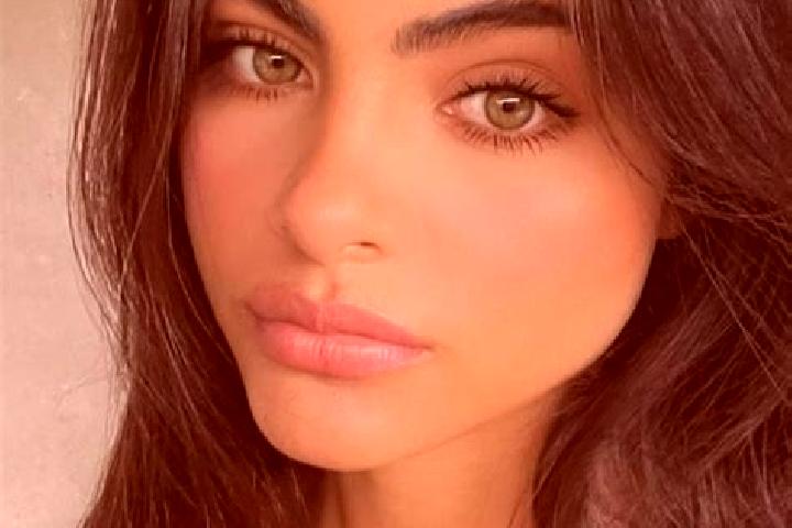 Penelope, 39, a brunette hazel-eyed latina companion based in Sheet Harbour. Offering Party Girl, Dinner Date. Available for incall and outcall, overnight bo...
