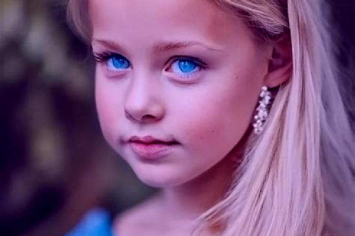 Penelope, 39, a dark blonde blue-eyed indian companion based in Foelz. Offering Travel Companion, Overnight, Girlfriend Experience. Available for incall and ...