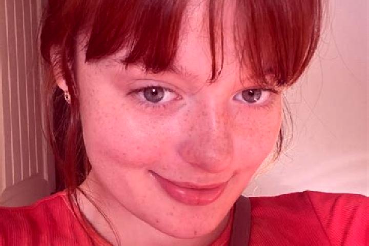 Penelope, 39, a red blue-eyed mediterranean companion based in Roumagne. Offering Overnight, Deep French Kissing, Party Girl. Available for incall and outcal...