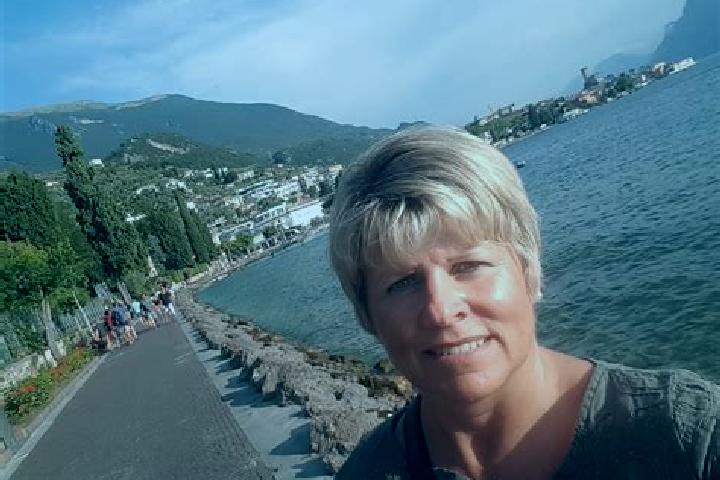 Penelope, 39 — Escort in Nanzdietschweiler, Germany