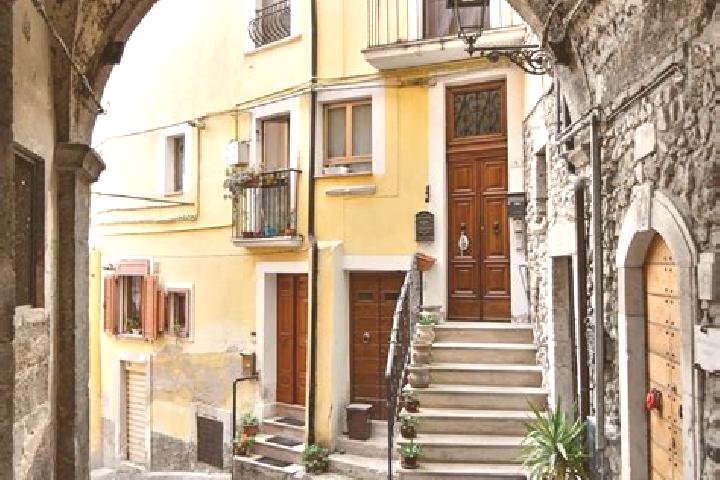 Penelope, 39 — Escort in Pratola Peligna, Italy