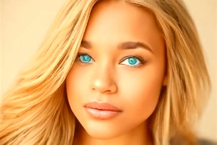 Piper, 20, a blonde blue-eyed latina companion based in San Nicolas. Offering GFE, Dinner Date, Erotic Massage, Deep French Kissing. Available for incall and...