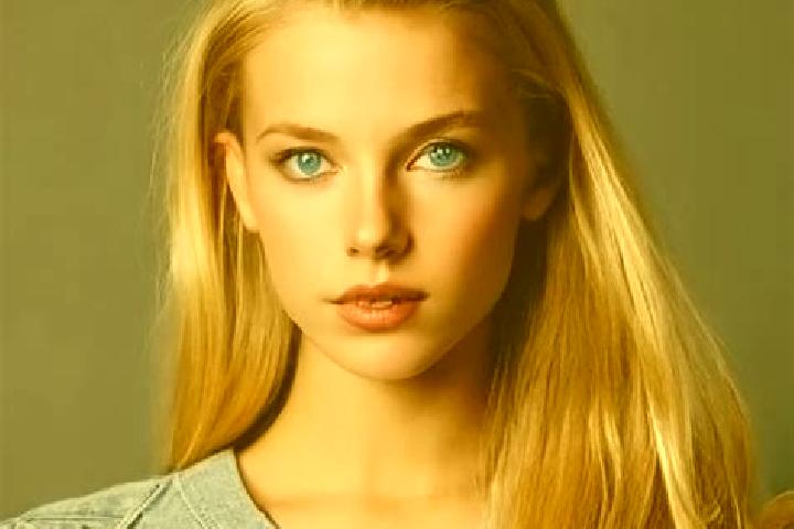 Piper, 20, a blonde grey-eyed mixed companion based in Valchidol. Offering Fetish, 69, Roleplay, Prostate Massage. Available for incall and outcall, overnigh...