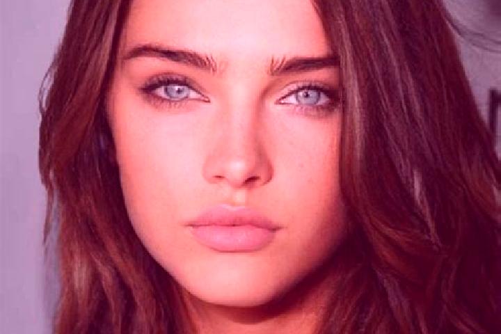 Piper, 20, a brunette grey-eyed caucasian companion based in Headland. Offering Overnight, Deep French Kissing, CIM. Available for incall and outcall, day an...