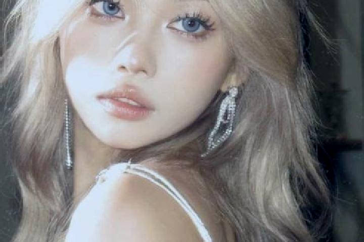 Piper, 20, a platinum blonde brown-eyed asian companion based in Mansura. Offering Party Girl, Girlfriend Experience, Striptease, Dinner Date, Roleplay. Avai...