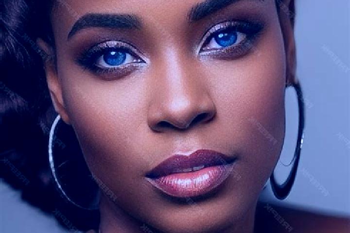 Piper, 20, a red blue-eyed ebony companion based in Holbeach. Offering Deep French Kissing, 69, Dinner Date, Domination. Available for incall and outcall, ov...