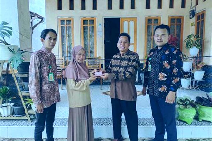 Piper, 20 — Escort in Batumandi, Indonesia