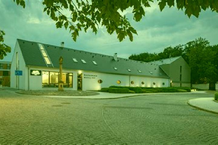 Piper, 20 — Escort in Detmarovice, Czech Republic