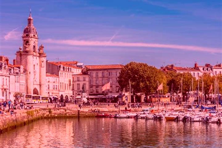 Piper, 20 — Escort in La Rochelle, France
