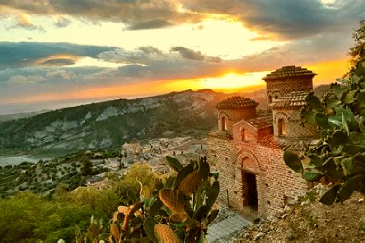 Piper, 20 — Escort in Melicucca, Italy