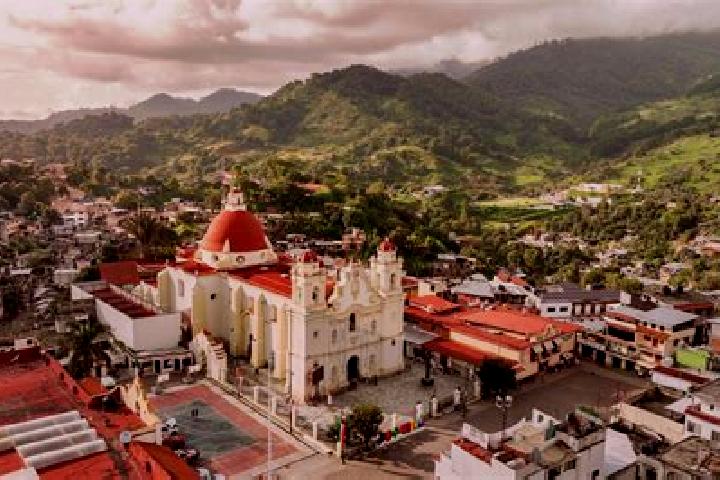Piper, 20 — Escort in Santa Catarina Juquila, Mexico
