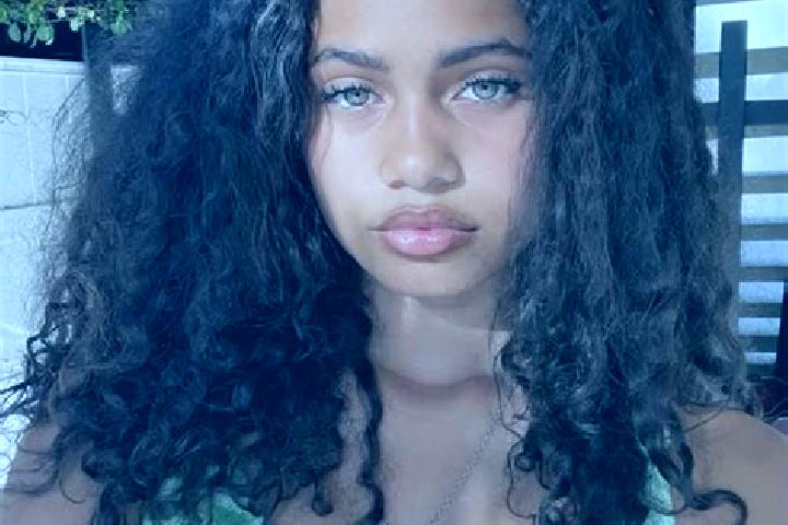 Piper, 21, a blonde amber-eyed mixed companion based in La Mornaghia. Offering Duos, Massage, Dinner Date. Available for incall and outcall, day and evening ...