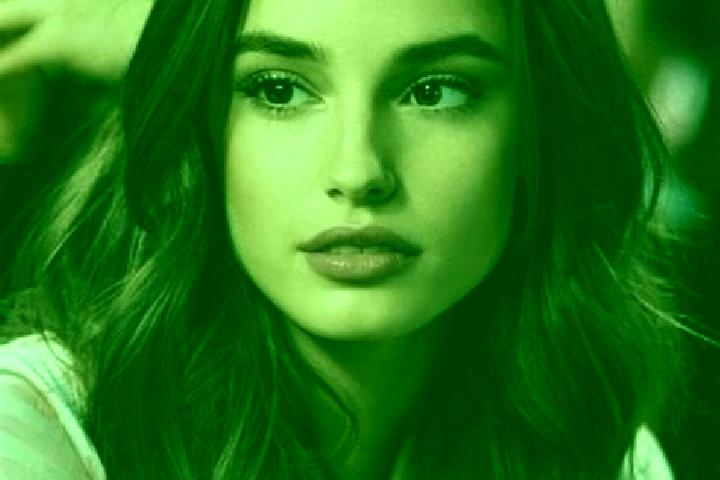 Piper, 21, a brunette brown-eyed asian companion based in Uniao Paulista. Offering Dinner Date, Massage, OWO, Striptease, Girlfriend Experience. Available fo...