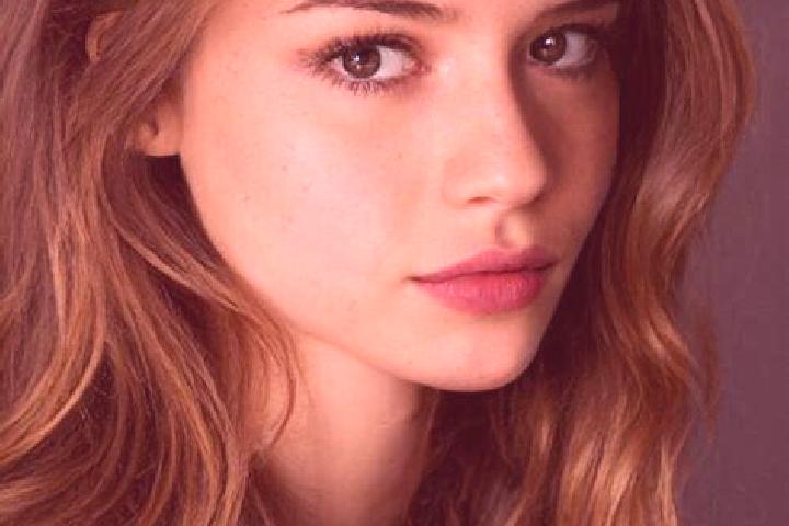 Piper, 21, a chestnut hazel-eyed caribbean companion based in Takalar. Offering Girlfriend Experience, A-Level, Deep French Kissing, Striptease, Massage. Ava...