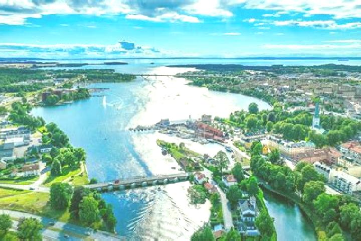 Piper, 21 — Escort in Borensberg, Sweden