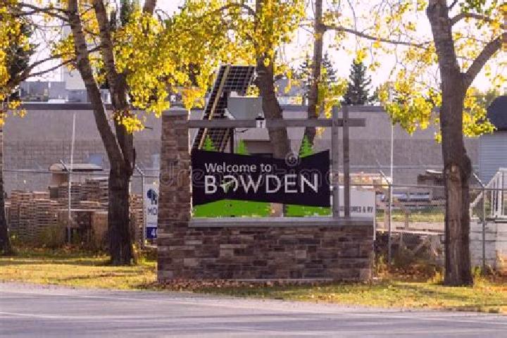 Piper, 21 — Escort in Bowden, Canada