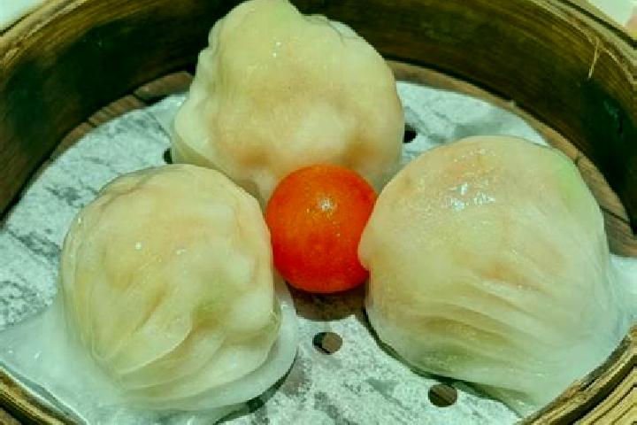 Piper, 21 — Escort in Har Huxu, China