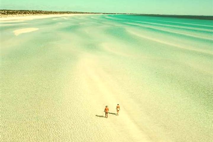 Piper, 21 — Escort in Sunrise Beach, Australia