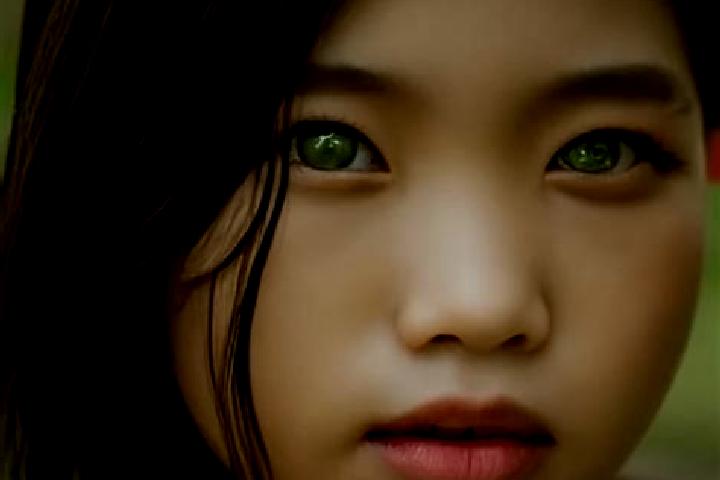 Piper, 22, a black green-eyed asian companion based in Tessin. Offering BDSM, CIM, Striptease, 69. Available for incall and outcall, day and evening dates.