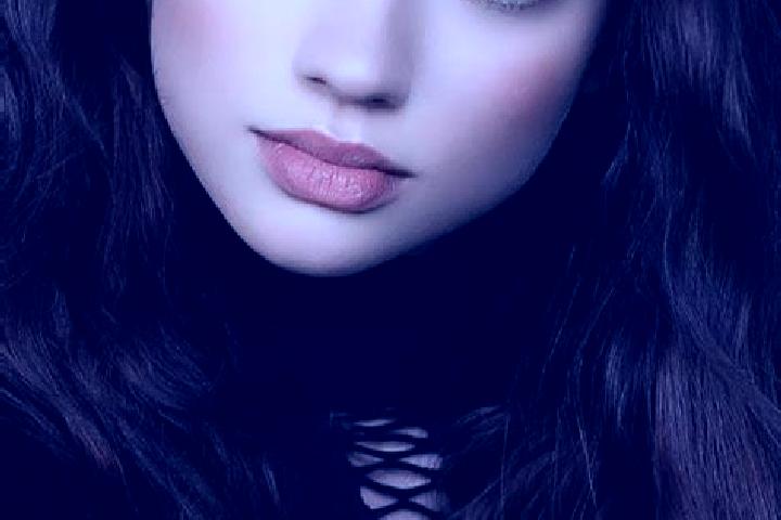 Piper, 22, a brunette dark-eyed ebony companion based in San Miguel del Arenal. Offering OWO, Domination, Erotic Massage, Fetish. Available for incall and ou...