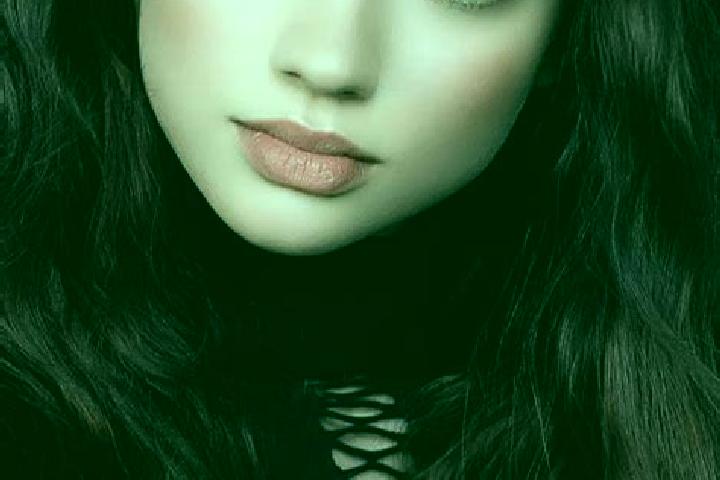 Piper, 22, a brunette dark-eyed middle eastern companion based in Malguenac. Offering Erotic Massage, Massage, CIM. Available for incall and outcall, overnig...