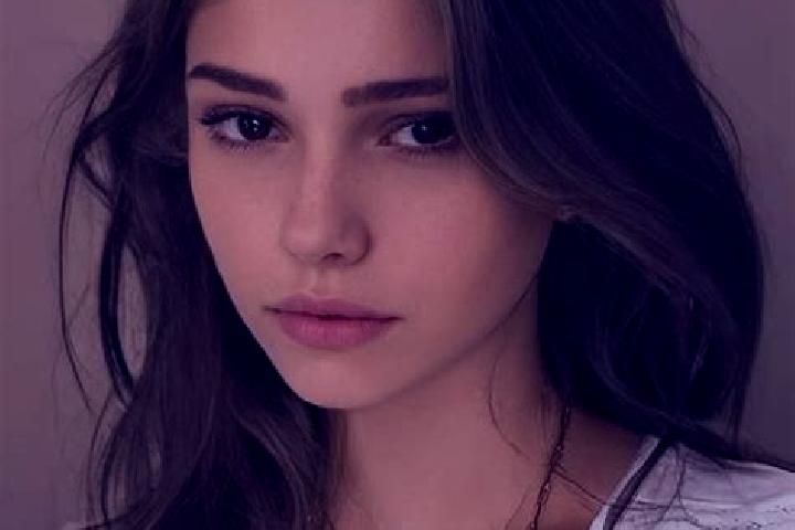Piper, 22, a chestnut green-eyed slavic companion based in Occimiano. Offering Prostate Massage, Tantra, Dinner Date, Massage. Available for incall and outca...