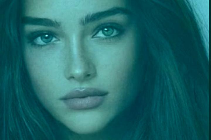 Piper, 22, a chestnut grey-eyed caucasian companion based in Thoubal. Offering Overnight, BDSM, Party Girl. Available for incall and outcall, overnight booki...