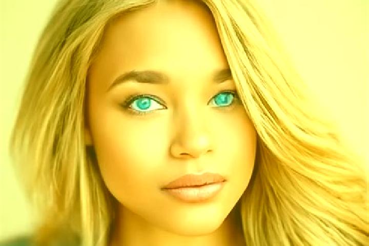 Piper, 22, a dark blonde blue-eyed latina companion based in Cabezas de Alambre. Offering Erotic Massage, Deep French Kissing, Overnight, Fetish. Available f...