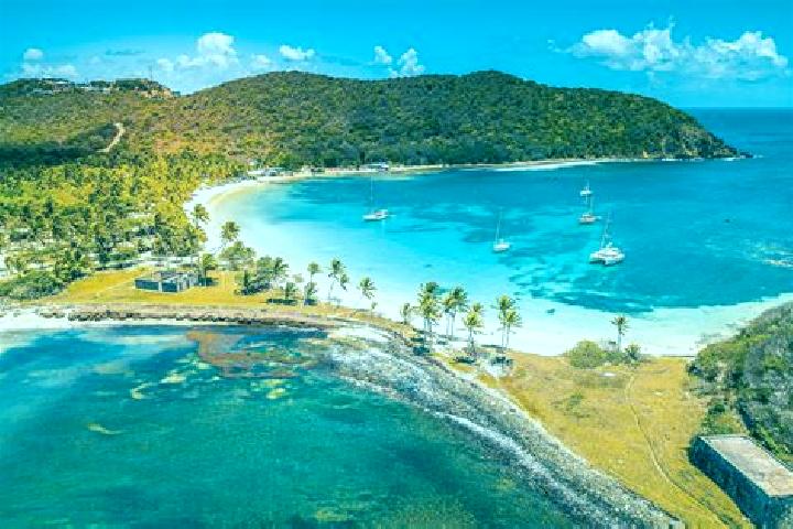 Piper, 22, a red green-eyed caribbean companion based in Saint-Vincent-de-Paul. Offering Overnight, Roleplay, Travel Companion. Available for incall and outc...