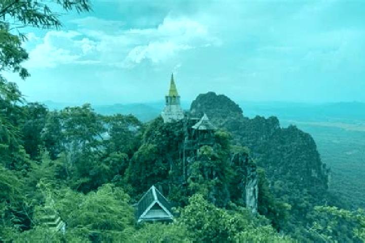 Piper, 22 — Escort in Chaloem Phra Kiat, Thailand