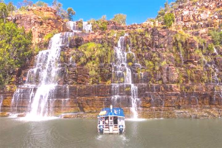 Piper, 22 — Escort in Halls Creek, Australia