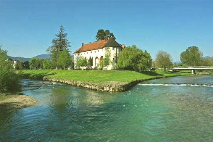 Piper, 22 — Escort in Vrbovec, Czech Republic