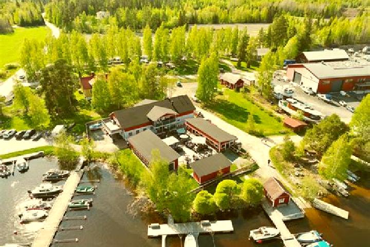 Piper, 23 — Escort in Messukylae, Finland
