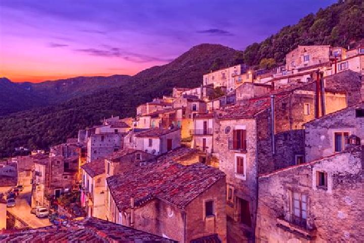 Piper, 23 — Escort in Morano Calabro, Italy